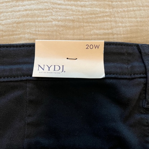 NYDJ Black Ankle Pants Lift Tuck Technology Women’s Plus 20W NWT - Picture 3 of 8